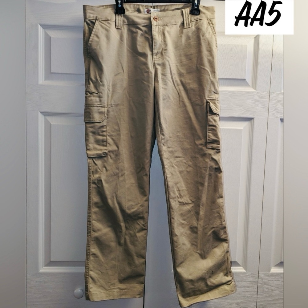Women’s Dickies relaxed fit khaki cargo pants